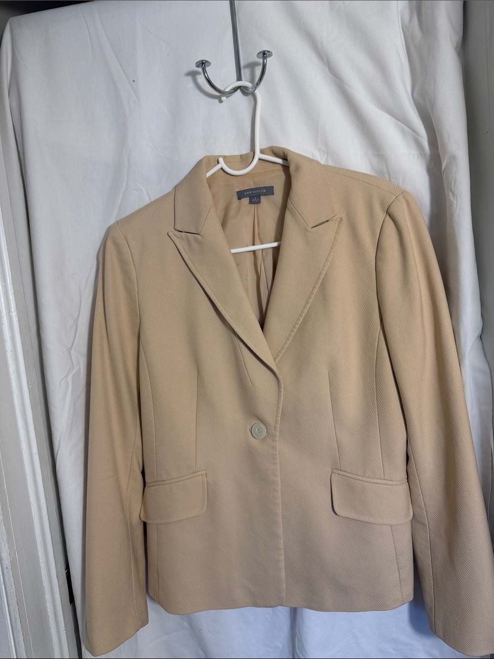 Ann Taylor Light Beige Single-Button Tailored Blazer
